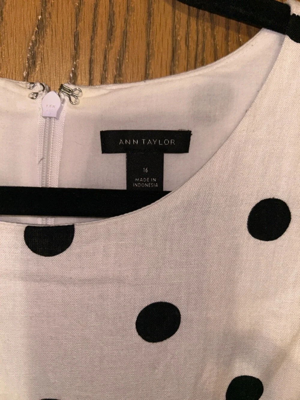 Ann Taylor White Linen Midi Dress with Black Polka Dots and Belt - Picture 2 of 5